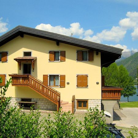 Belvilla By Oyo Villa Etti Bilo - Fronte Lago Молина ди Ледро Екстериор снимка