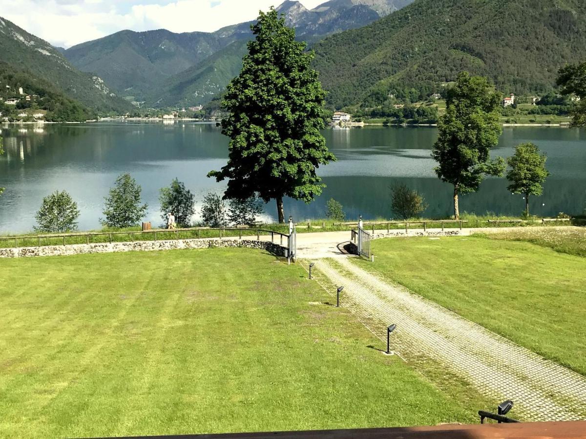 Belvilla By Oyo Villa Etti Bilo - Fronte Lago Молина ди Ледро Екстериор снимка